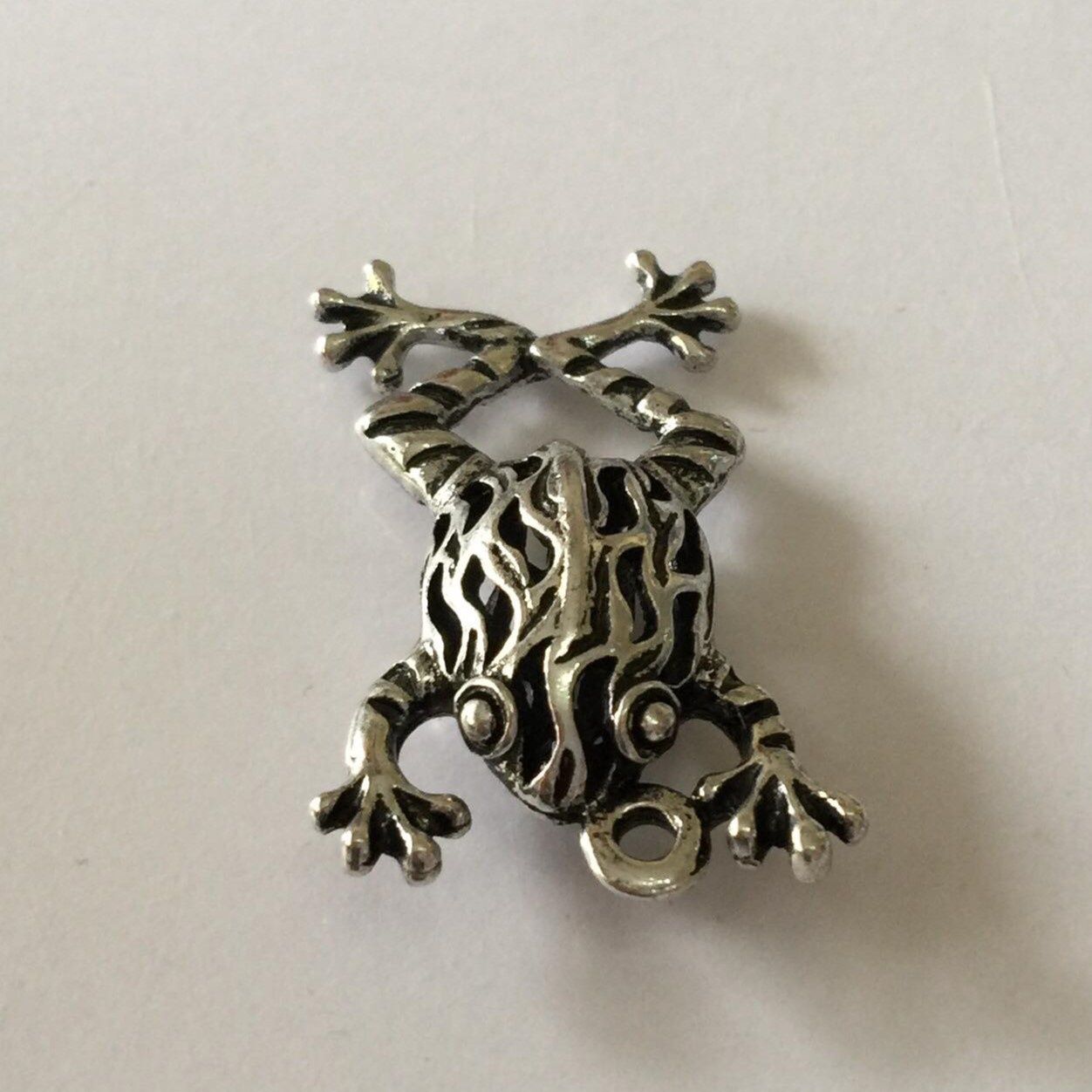 Frog Pendant - Silver 32x22mm