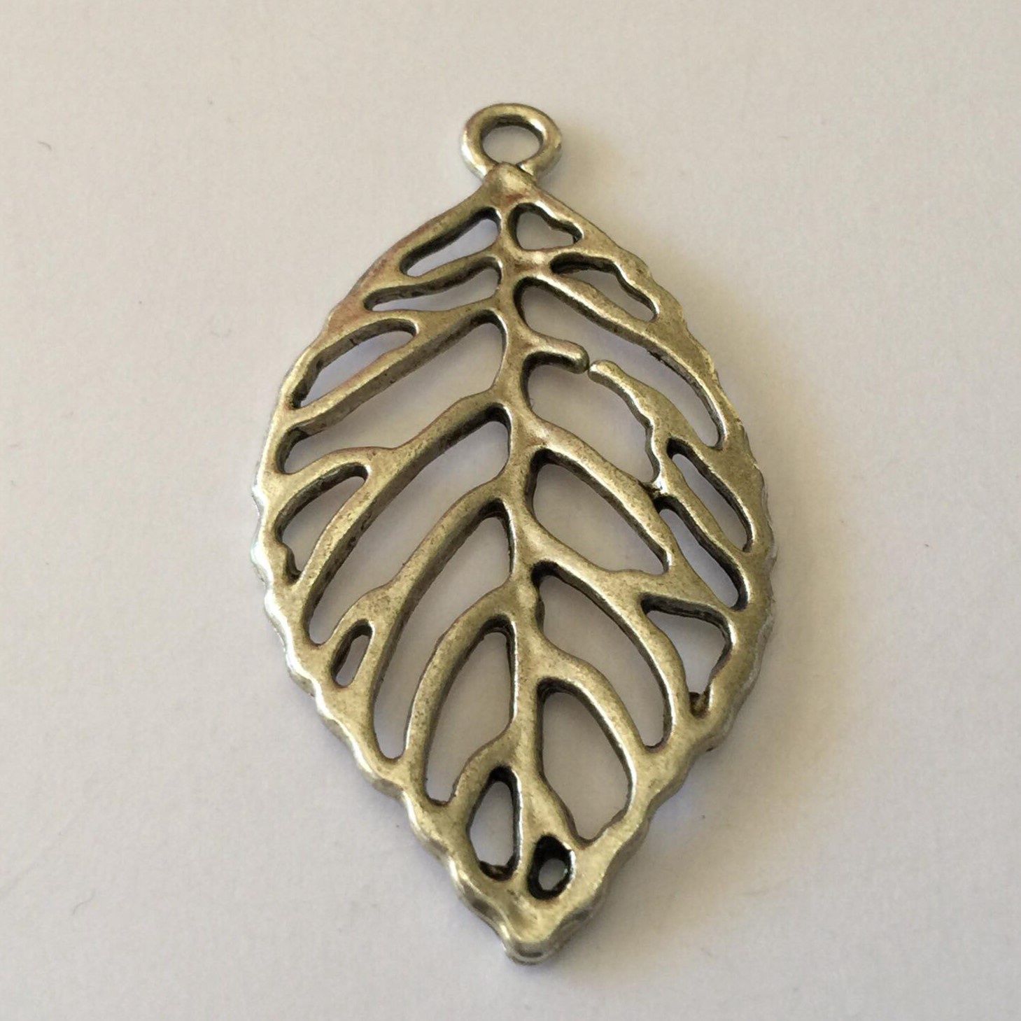 Leaf Pendant - Silver 48x25mm