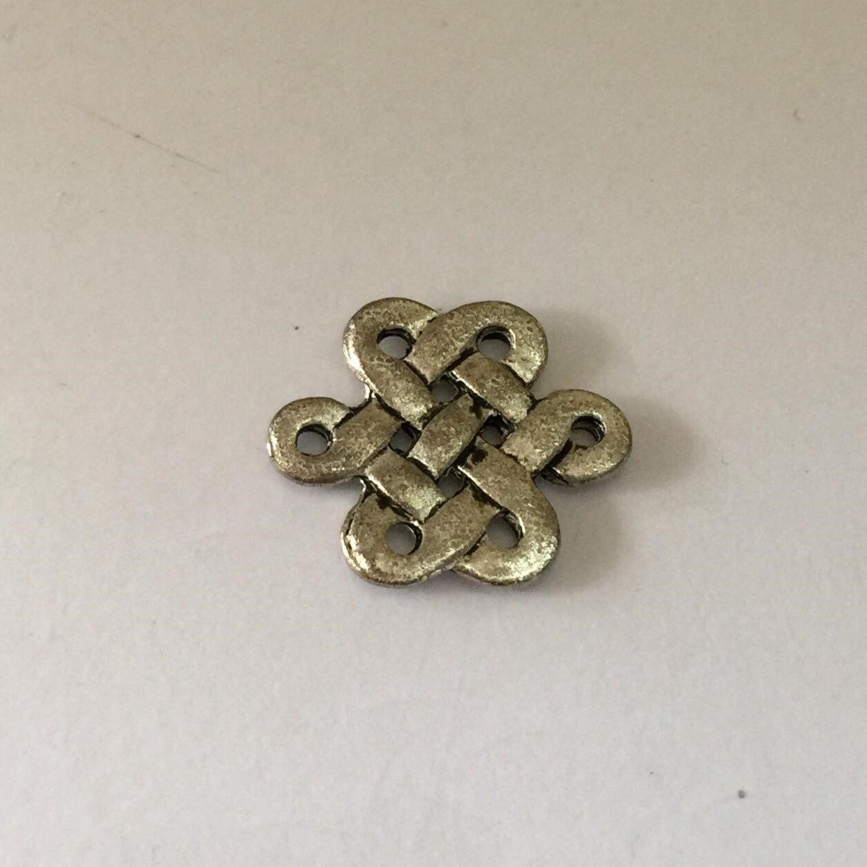 Celtic Knot Charm - Silver 15mm