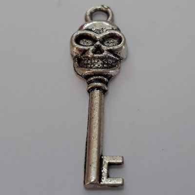 Skeleton Key Charm - Silver 33mm