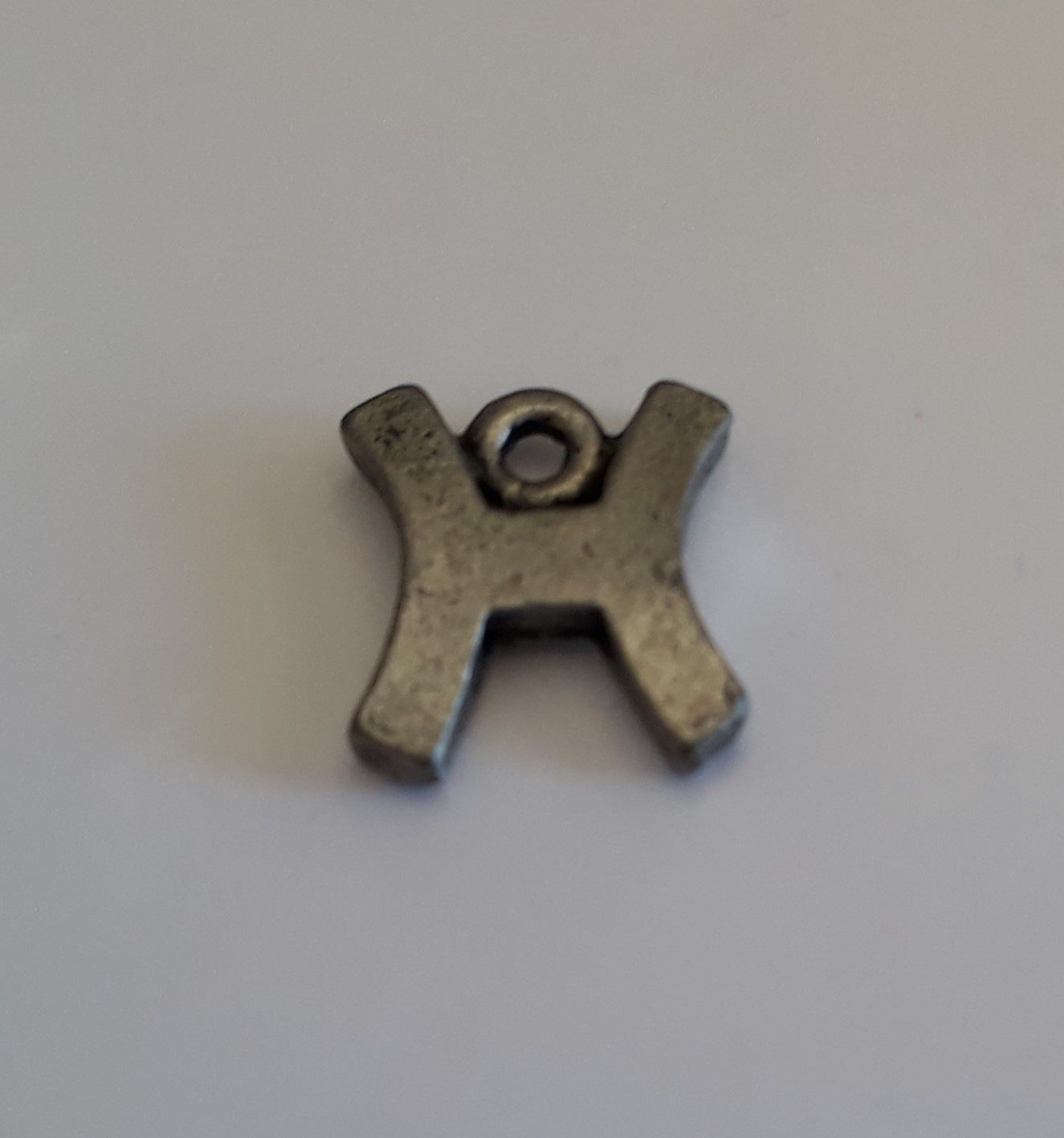 Pisces Charm - Silver 15mm (Feb 19 - Mar 20)