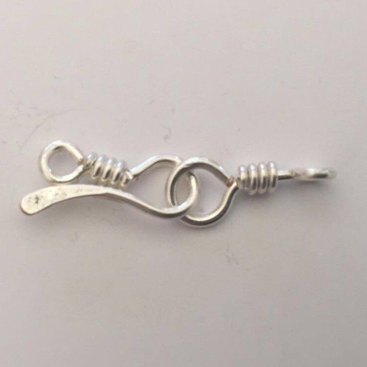 Hook &amp; Eye Coil - Silver 25mm