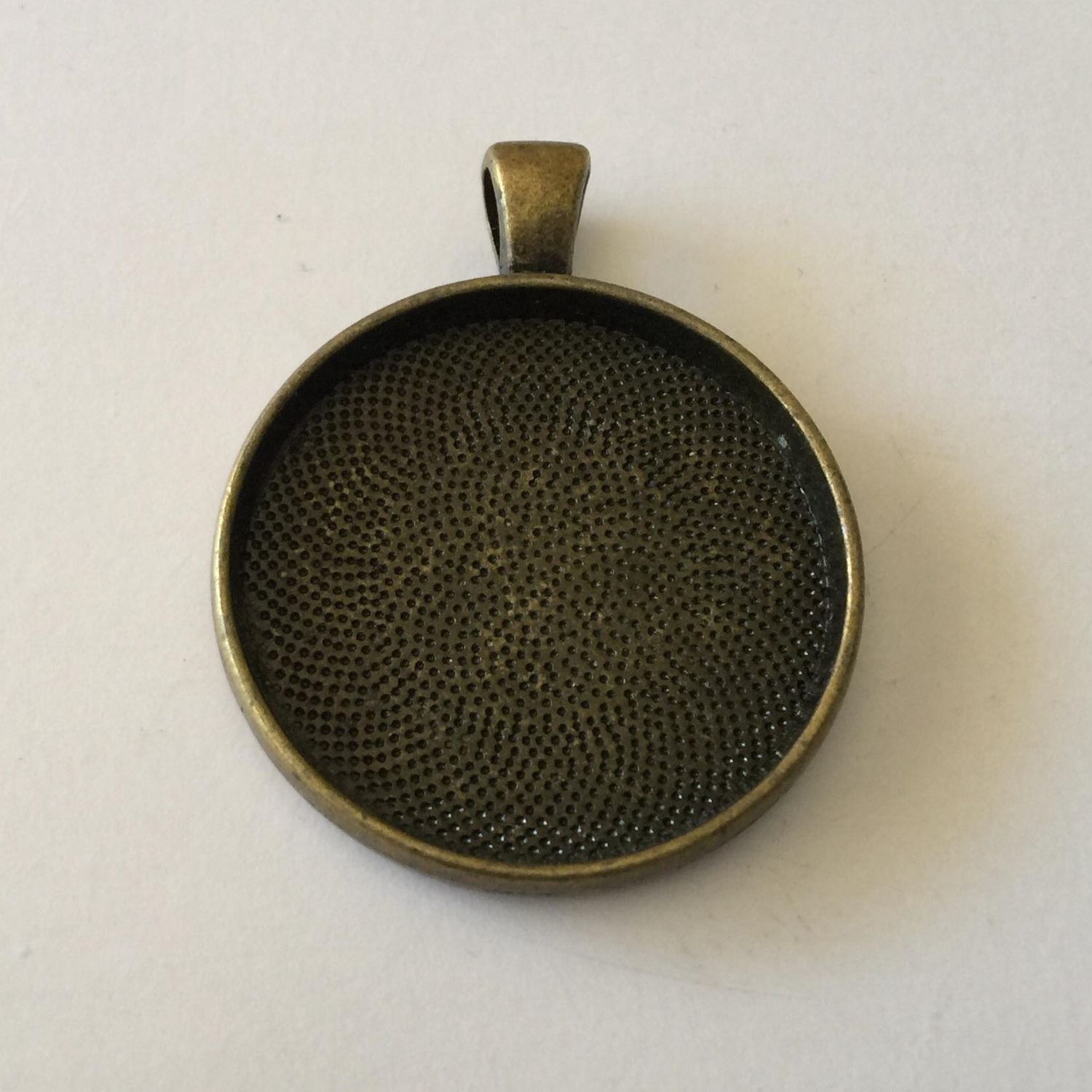 Bezel Back Pendant - Bronze 32x40mm