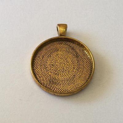 Bezel Back Pendant - Gold 32x40mm