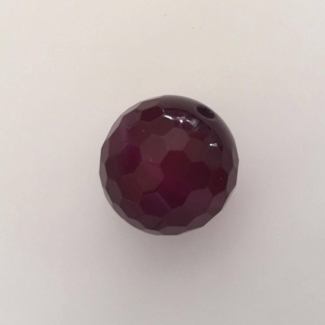 Agate Faceted Round - Deep Red 15mm