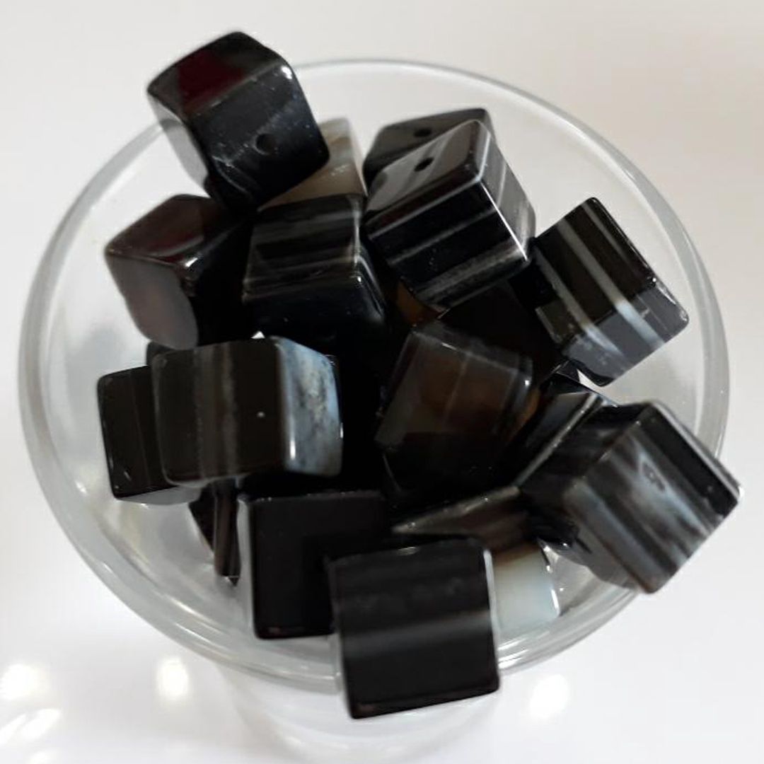Banded Agate Cube - Black/Brown 8mm