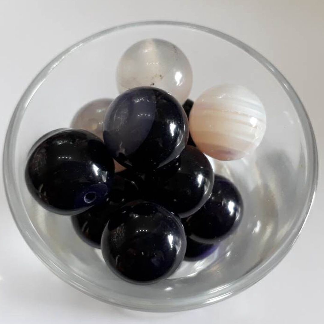 Banded Agate Round - Violet 12mm