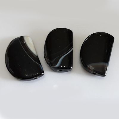 Fired Agate Flat Dome - Black &amp; Red 44mm