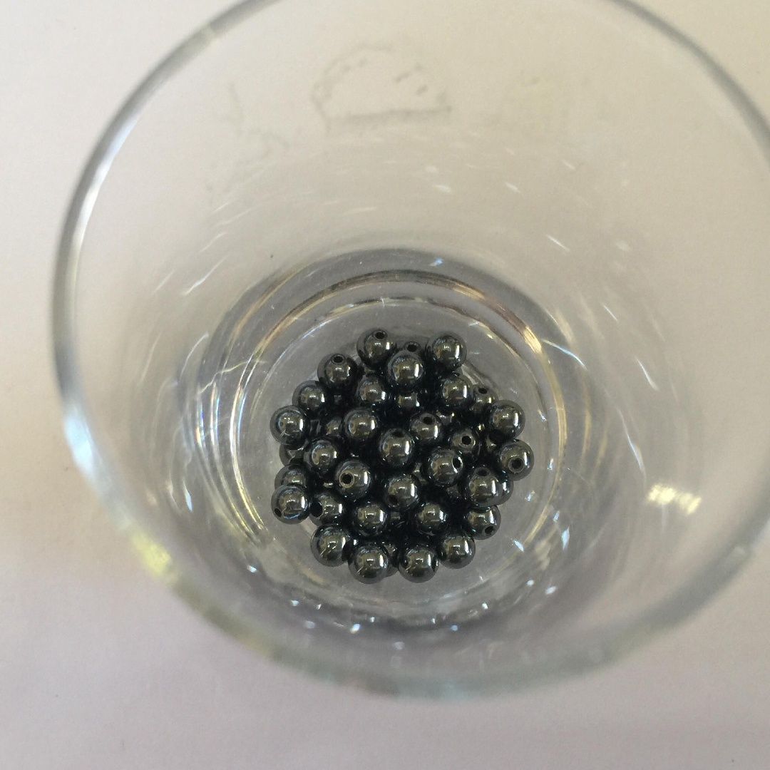 Hematite Round - 4mm