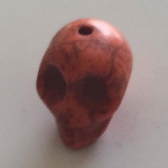 Howlite Skulls - 10x13mm