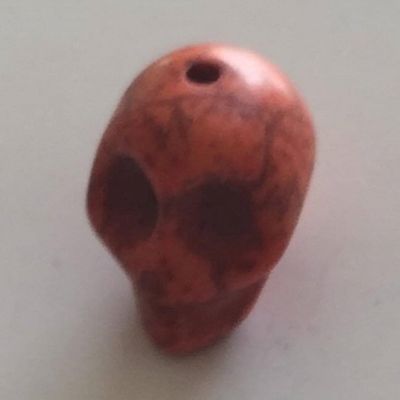 Howlite Skulls - 10x13mm