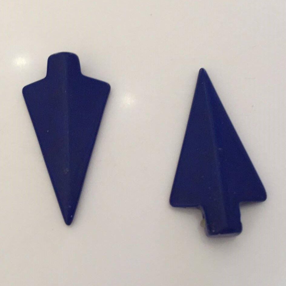Enhanced Lapis Lazuli Arrow - 34x20mm