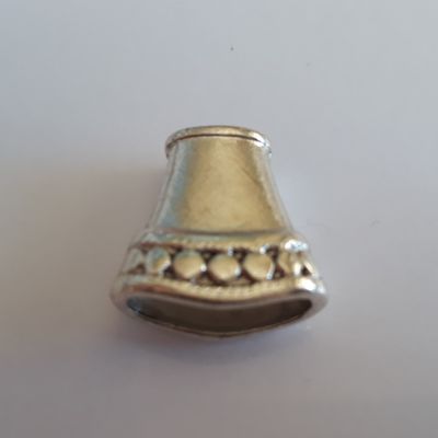 TASSEL / MULTI STRAND BEAD CAP