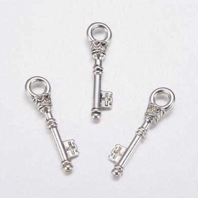 Vintage Steampunk Key - Silver 36mm