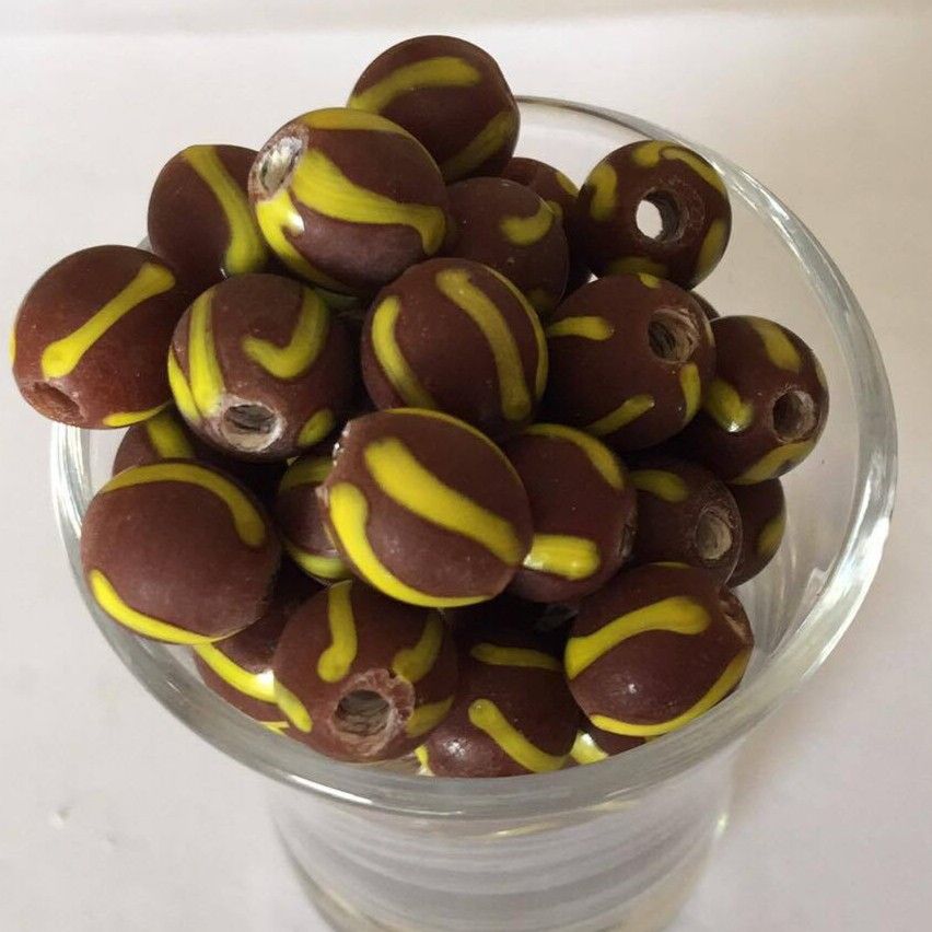 Javanese Oval - Brown With Yellow Stripe 10mm