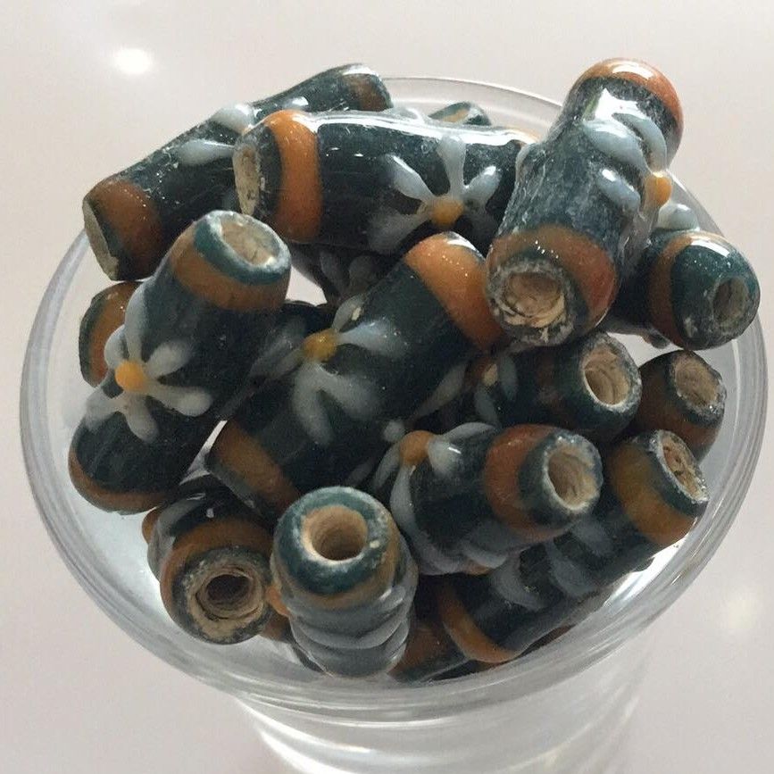 Javanese Tube - Green Daisy 18mm