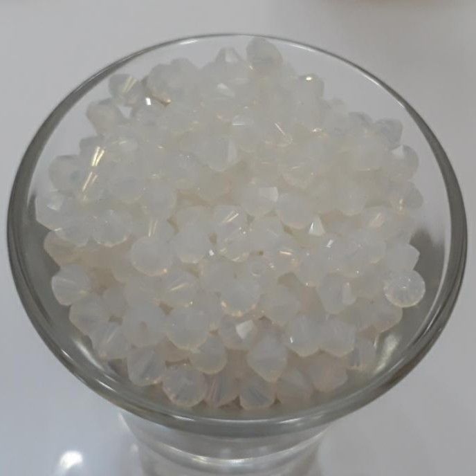 Swarovski Crystal - White Opal 4mm