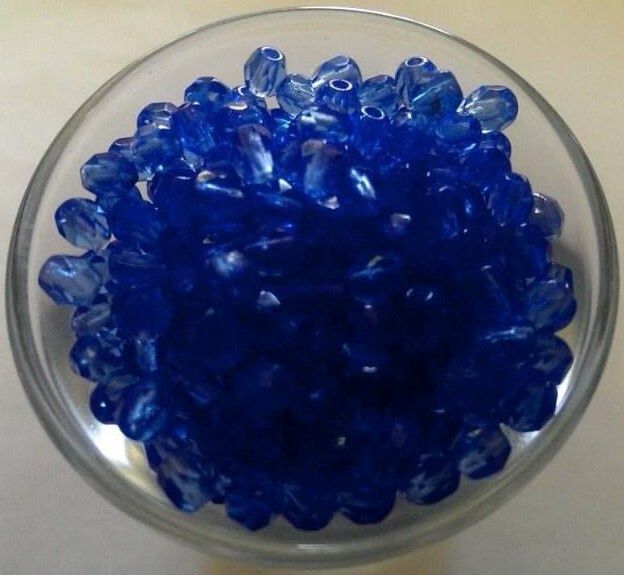 Czech Facet - Sapphire 4mm