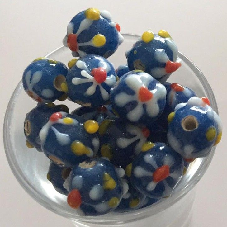 Javanese Round - Aqua Daisy 10mm