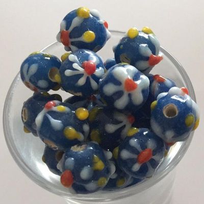 Javanese Round - Aqua Daisy 10mm