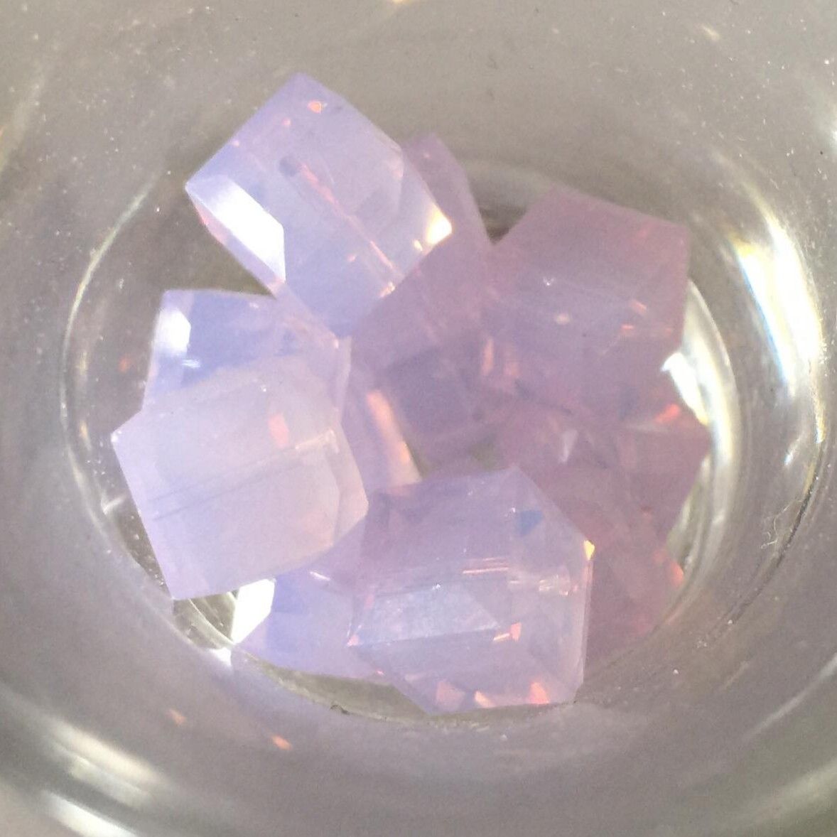 Swarovski Cube - Violet Opal 8mm