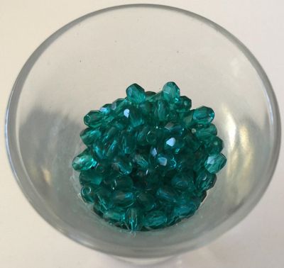 Czech Facet - Emerald 4mm