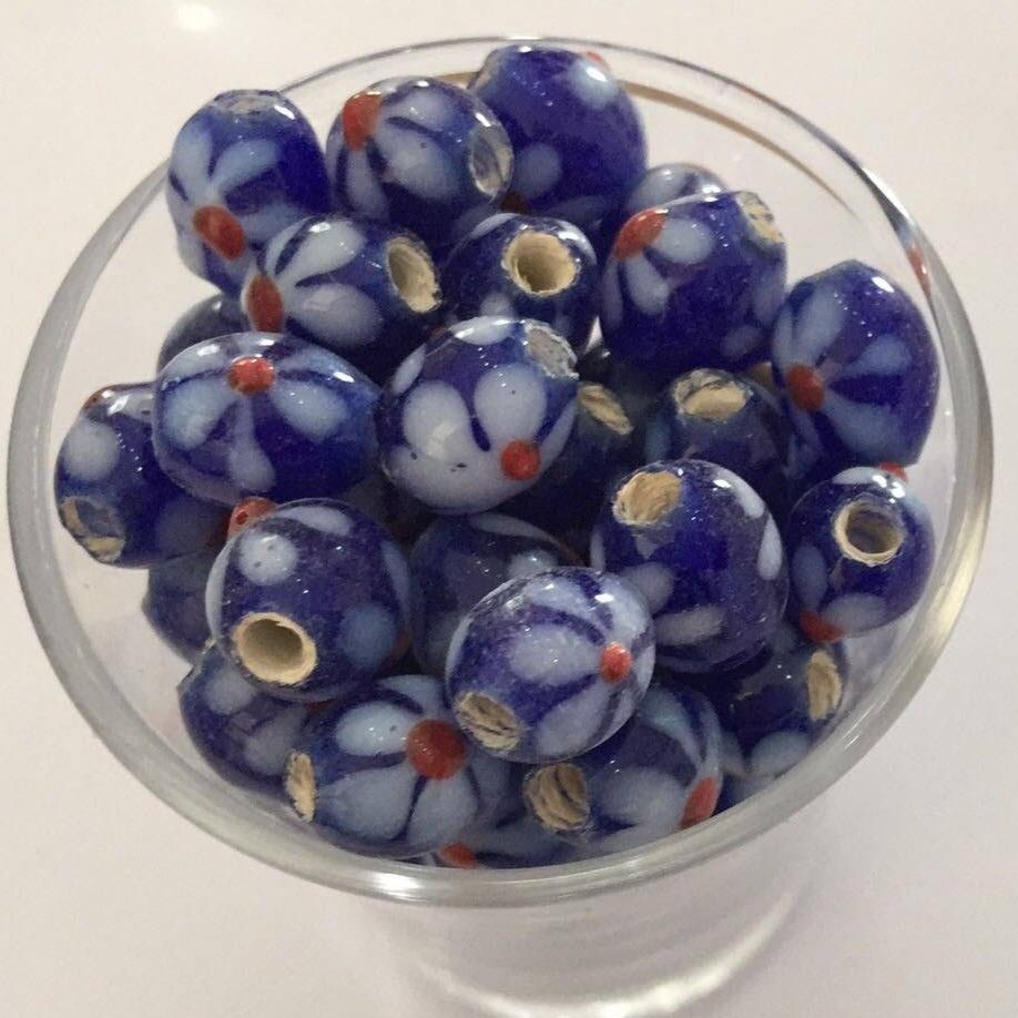 Javanese Round - Blue Daisy 10mm