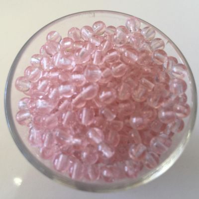 Czech Tiff - Pink 4mm