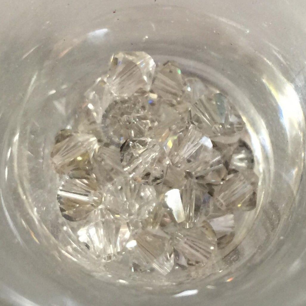 Swarovski Crystal - Silver Shade 6mm