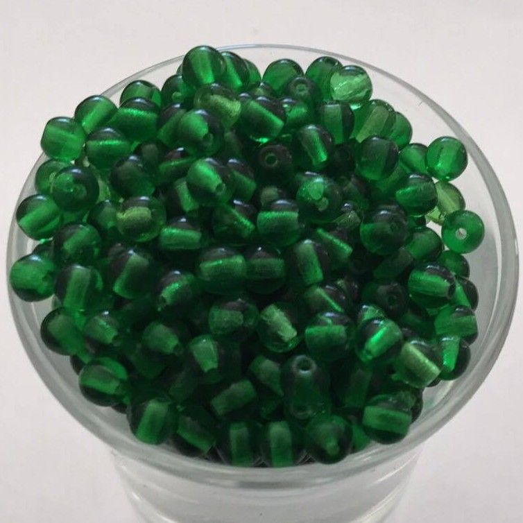Czech Tiff - Green 4mm