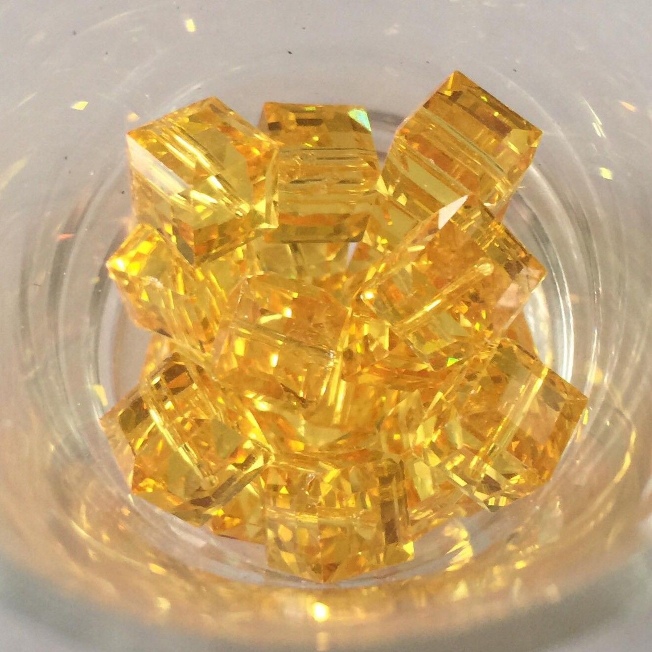 Swarovski Cube - Topaz 8mm