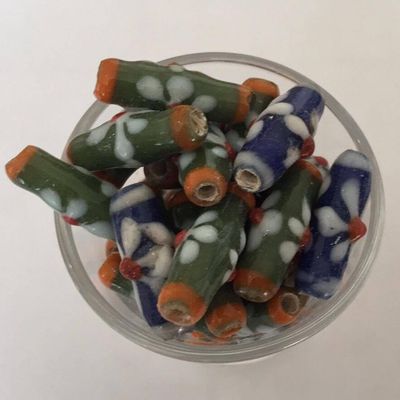 Javanese - Olive Or Blue Daisy Tube 20mm