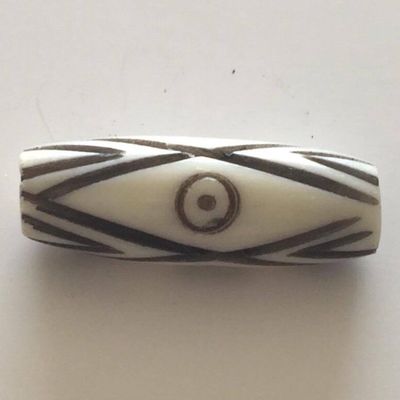 Dyed Bone Tube - White Dot 22mm