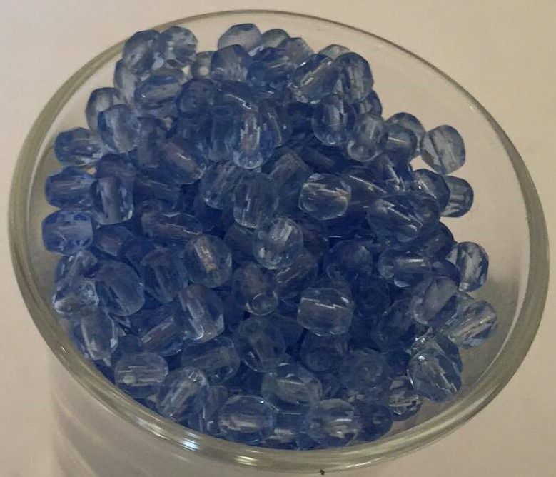 Czech Facet - Light Sapphire 4mm