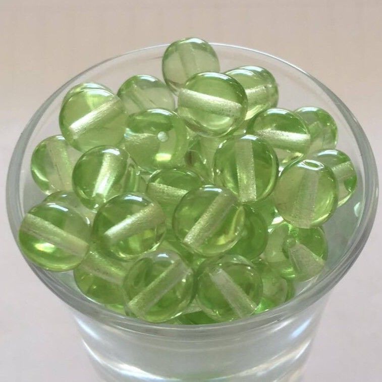 Czech Tiff - Peridot 8mm