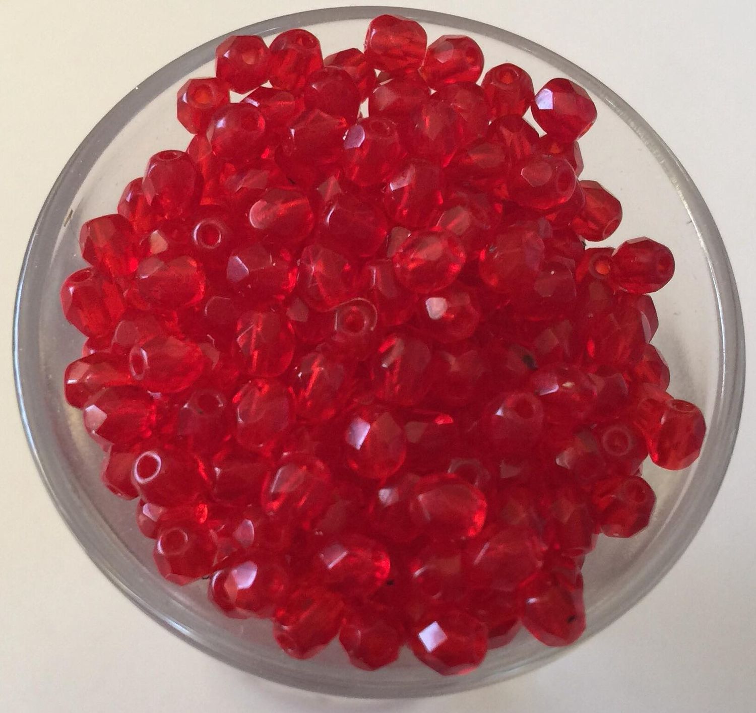 Czech Facet - Red 4mm