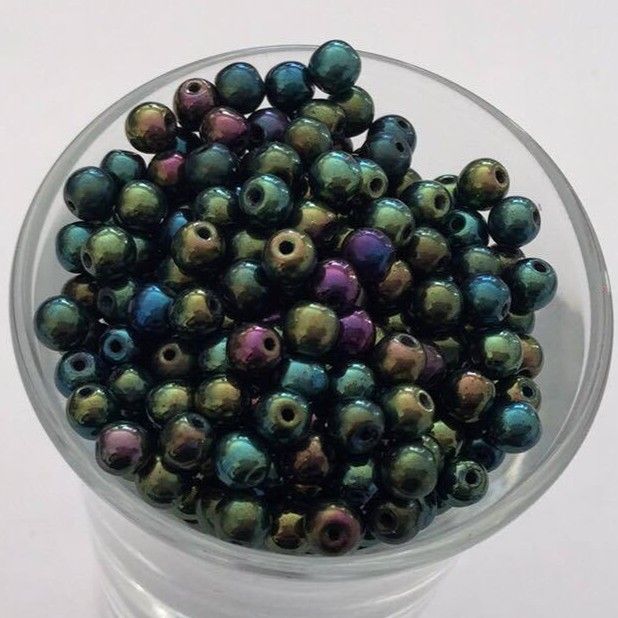 Czech Tiff - Green Iris 4mm