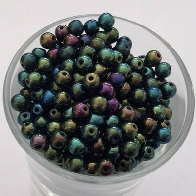 Czech Tiff - Green Iris 4mm