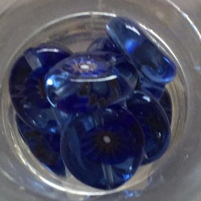 IG Mosaic Flat Round - Blue Transparent Flower 10mm
