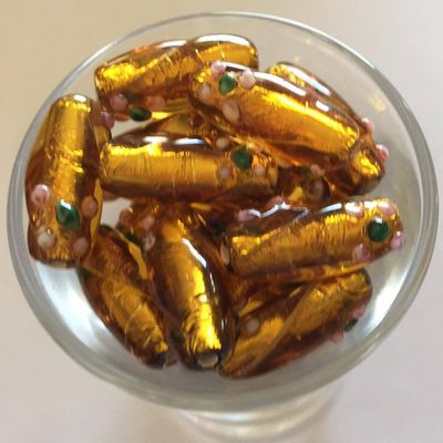 Czech Rose Foil Twist - Amber 20mm