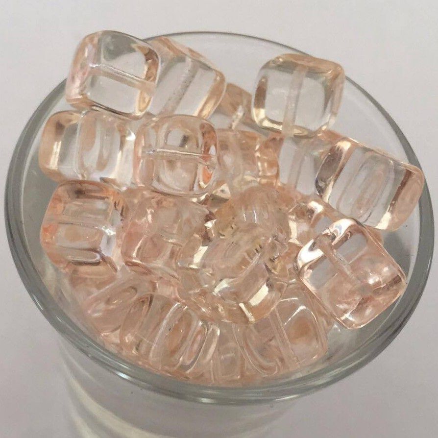 Czech Cube - Peach 8x11mm