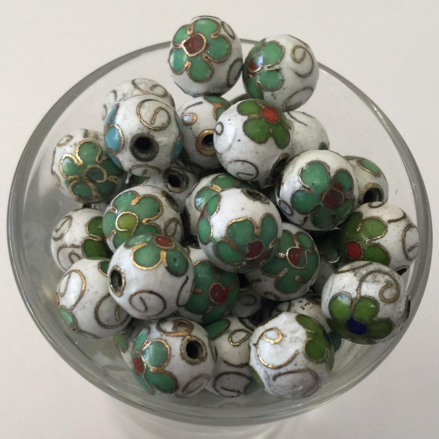 Cloisonne Round - White &amp; Green 8mm