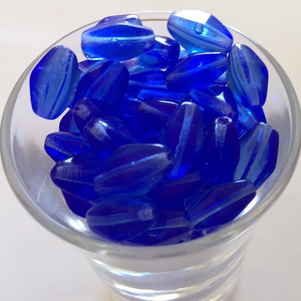 Czech Lantern - Sapphire 11x7mm