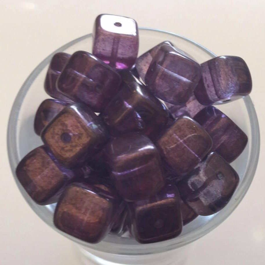 Czech Cube - Purple Lustre 8x11mm