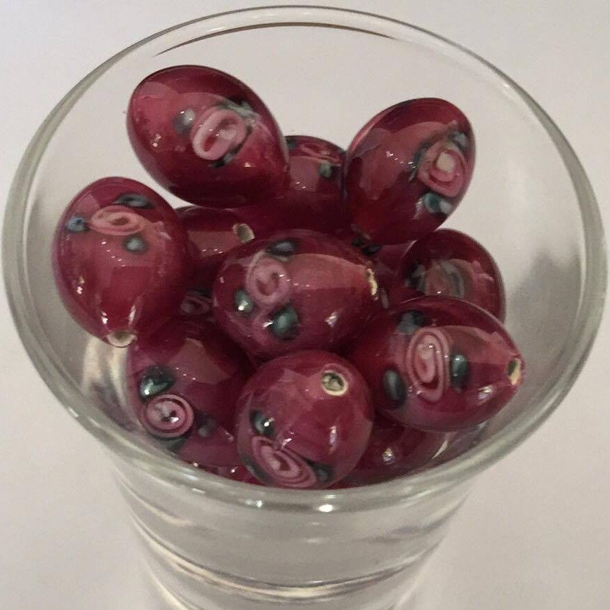 Czech Rose Oval - Dark Pink 15mm