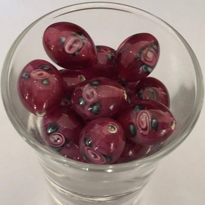Czech Rose Oval - Dark Pink 15mm