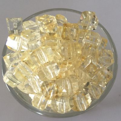 Chinese Faceted Cube - Jonquil 6mm