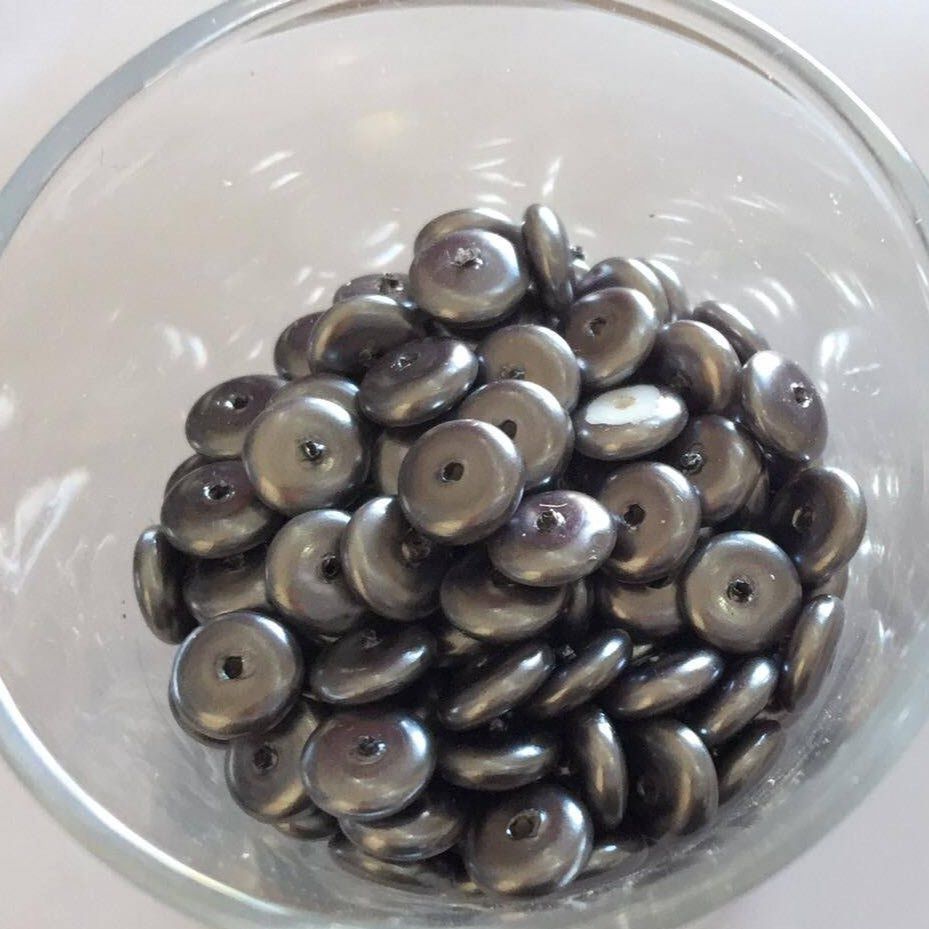 Czech GB Pearl Disc - Gunmetal 6mm