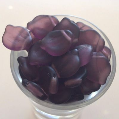 Czech Flat Leaf - Matt Dark Amethyst 14mm