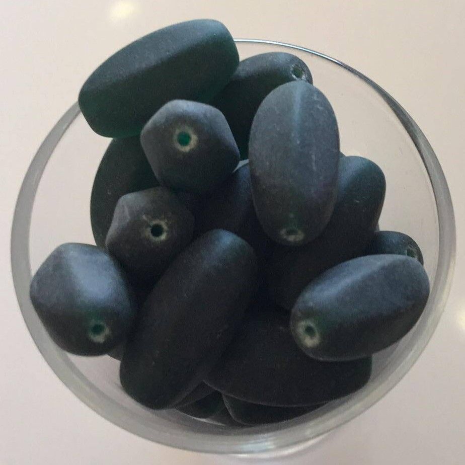Czech Ridged Oval -  Matt Green 18mm